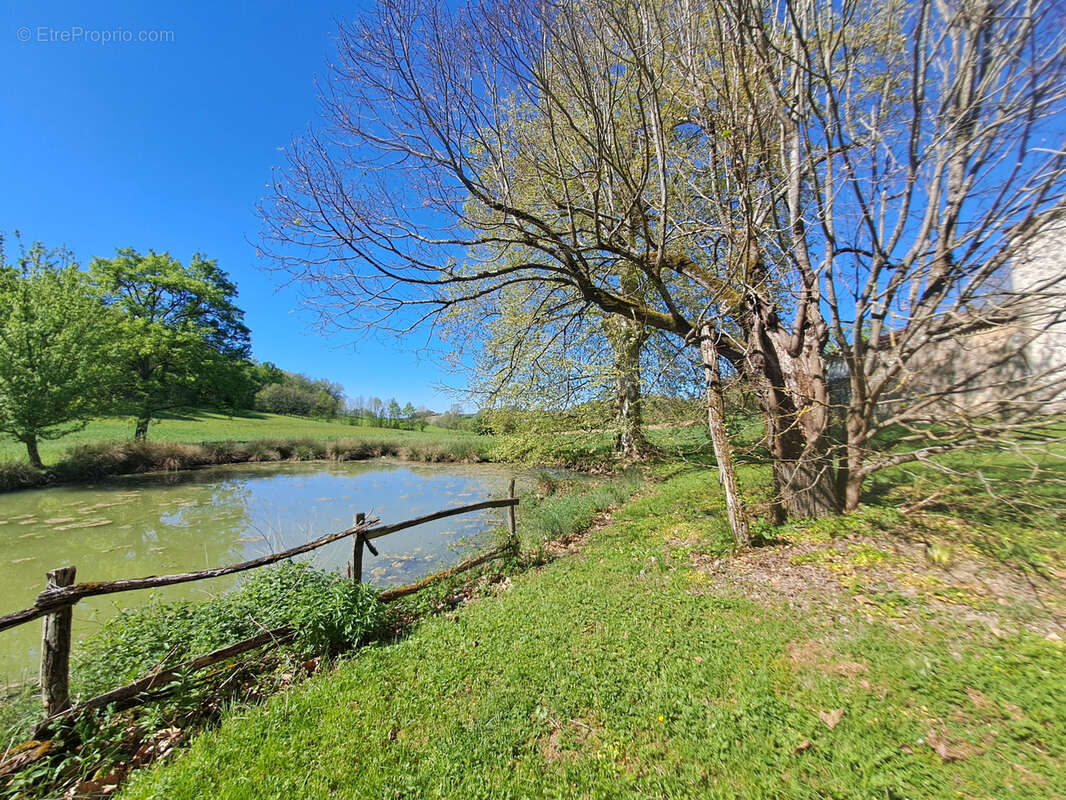 Maison à PORT-SAINTE-MARIE