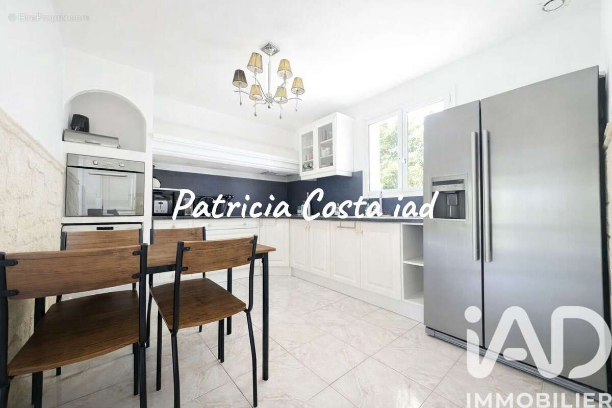 Photo 6 - Maison à ROQUEBRUNE-SUR-ARGENS