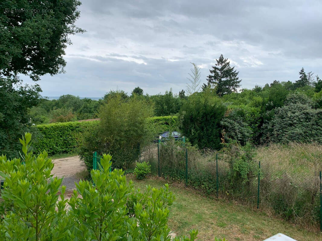 Appartement à VAUX-SUR-SEINE