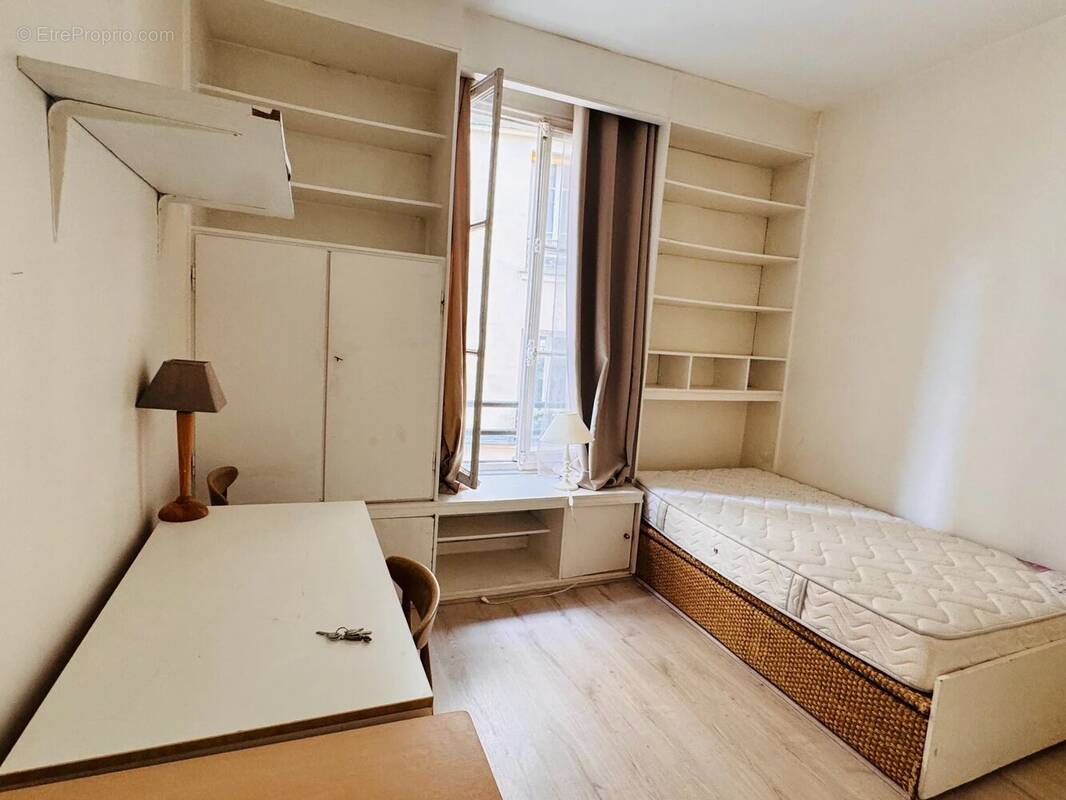 Appartement à PARIS-5E