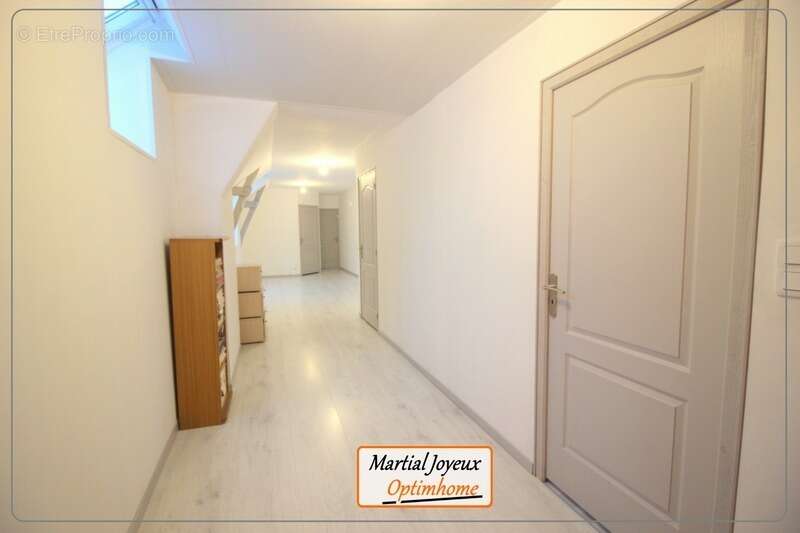 Maison à LE CHATELLIER