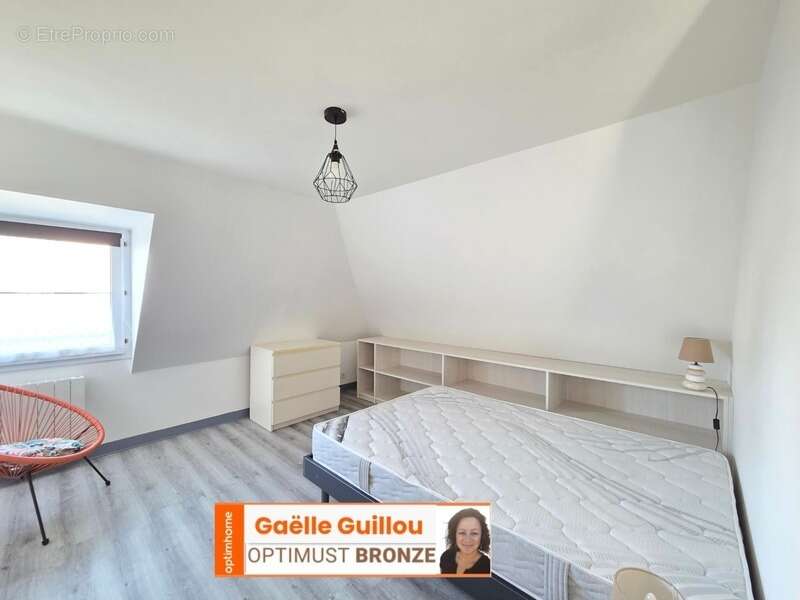 PLOUESCAT Centre : Appartement- meublé et équipé 2 chambres + Parking - photo 3