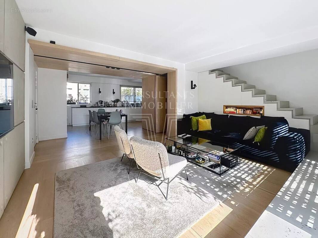 Appartement à PARIS-7E