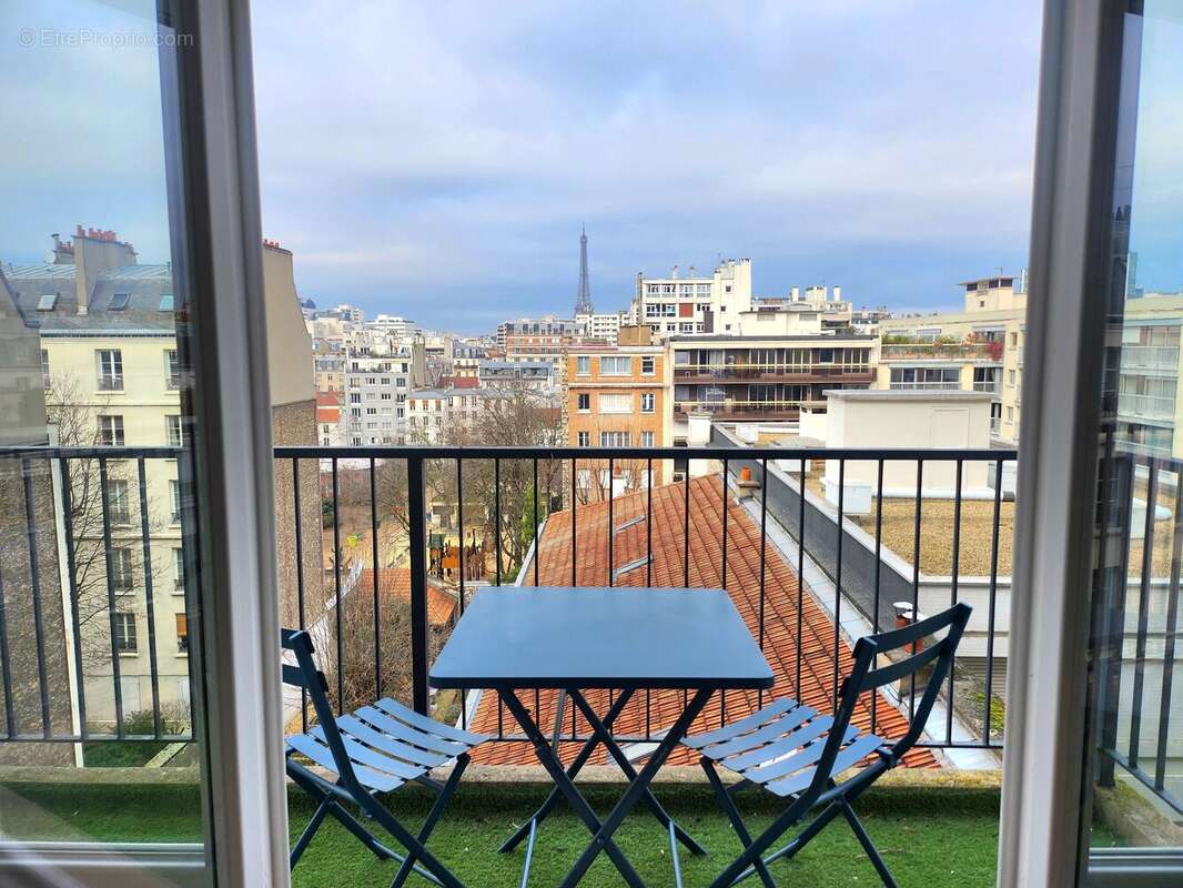 Appartement à PARIS-15E