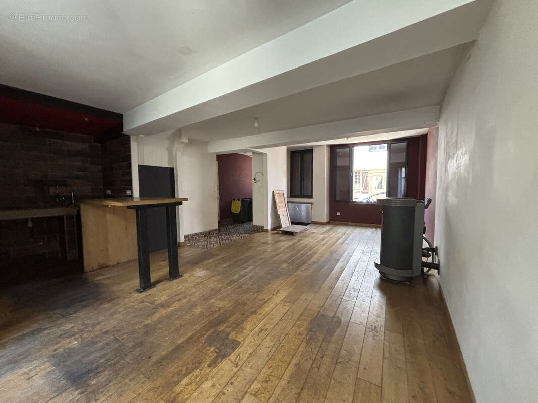 CHATILLON SUR SEINE  (21) maison R + 1 au centre ville , 90M2 avec terrain de 200m2 -atelier -caves - photo 8