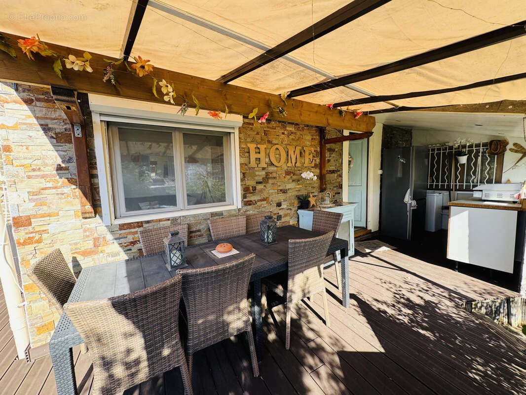 Maison à BORMES-LES-MIMOSAS