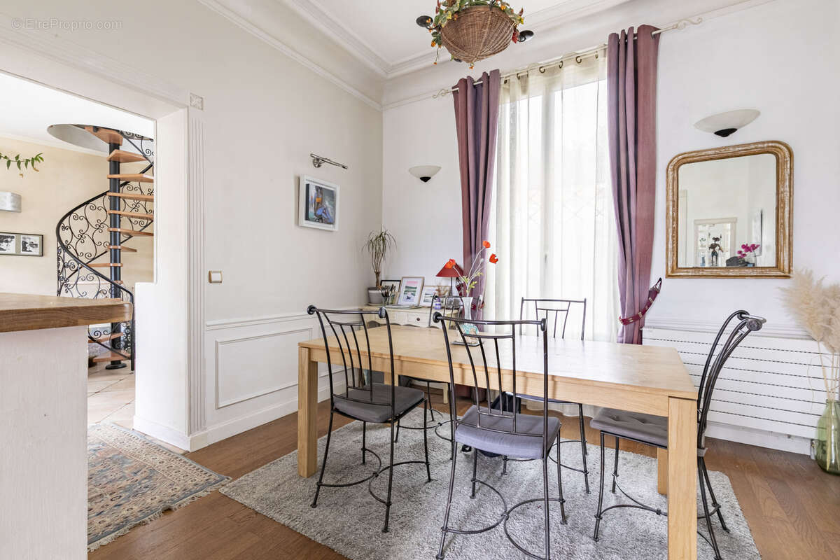 Maison à SAINT-GERMAIN-EN-LAYE