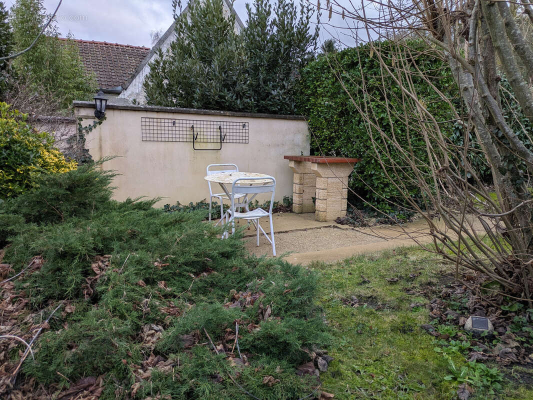Maison à PRESLES