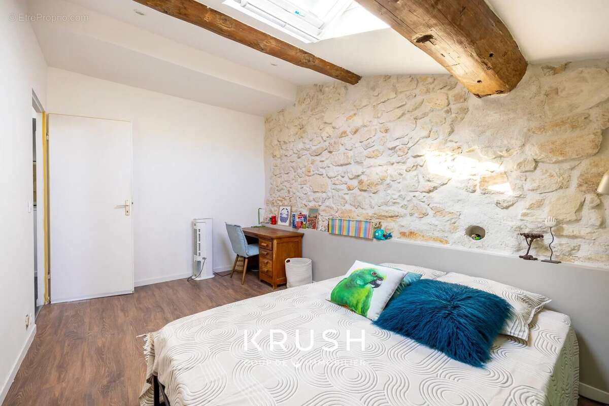 Appartement à MARSEILLE-6E
