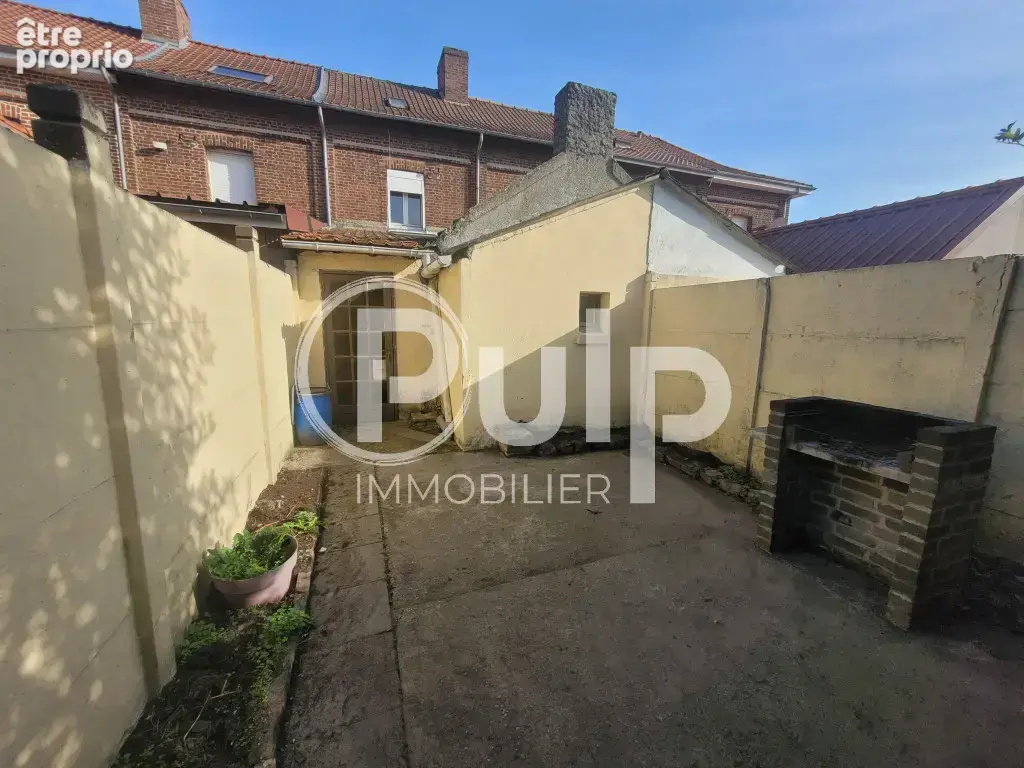 Idéal premier achat ou investissement - maison de ville à fort potentiel ! - photo 1
