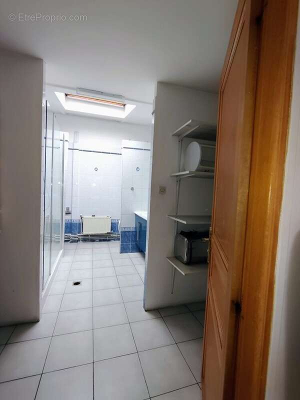 Appartement à AUBERVILLIERS