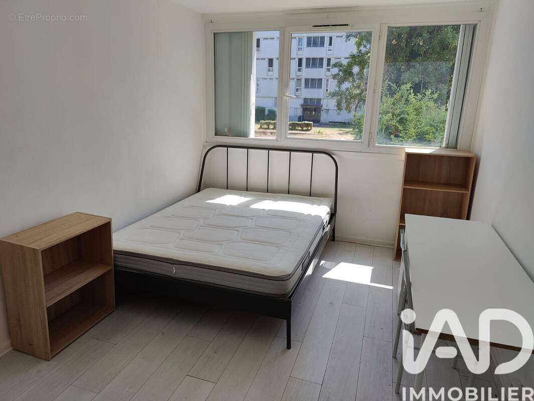 Photo 5 - Appartement à SARCELLES
