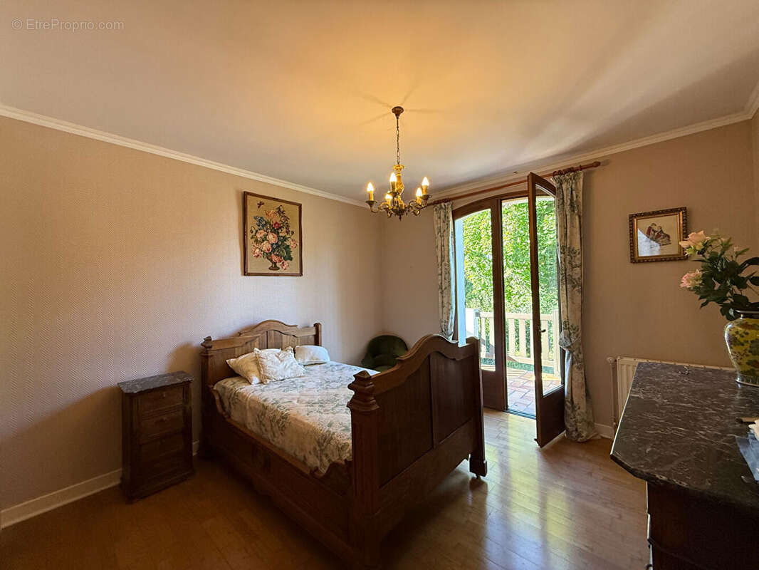 Maison à vendre à Pujols secteur prisé - photo 15