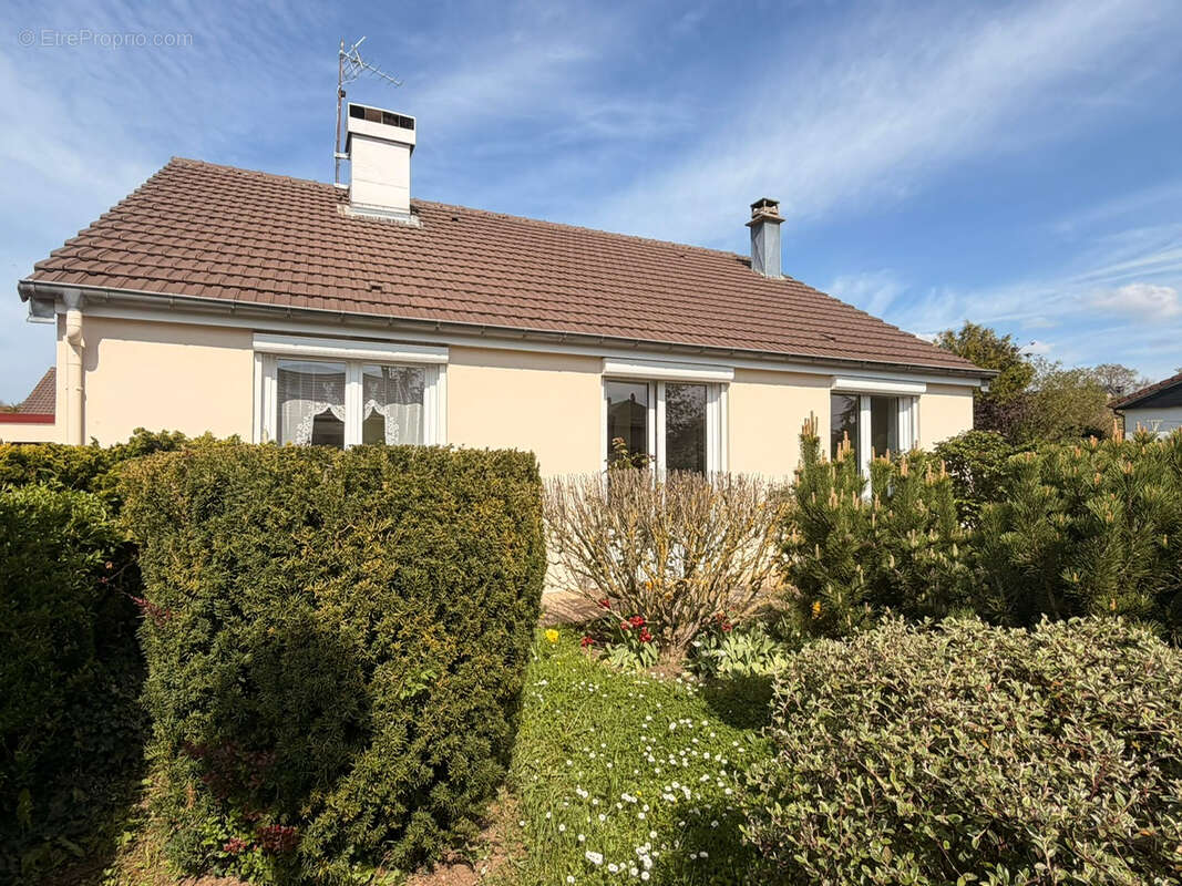 Maison à VILLEY-SAINT-ETIENNE