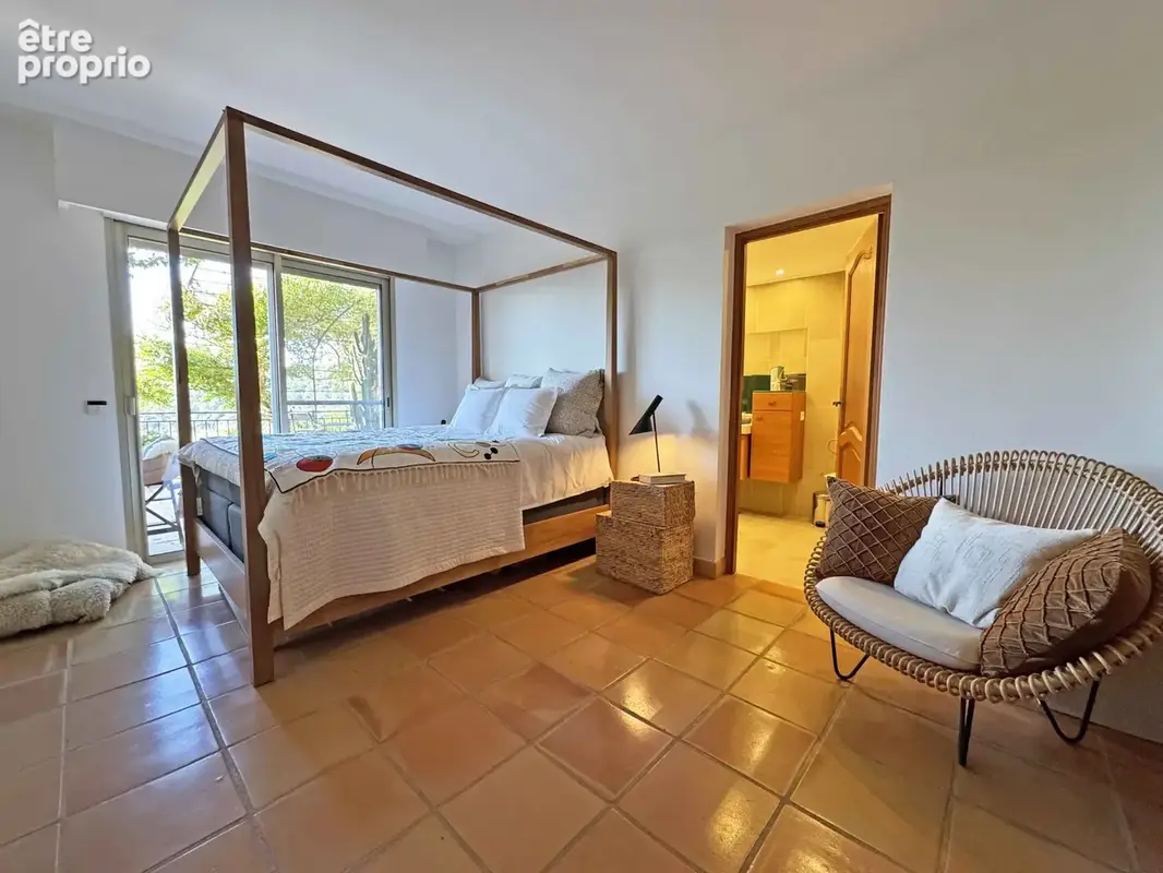 CO-EXCLUSIVITE VENCE - Appartement/villa de grand standing avec vue mer - photo 7