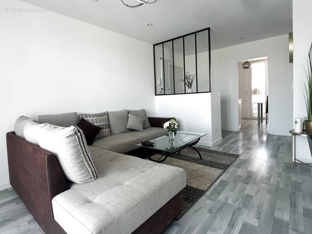 Appartement à PONT-SAINT-ESPRIT