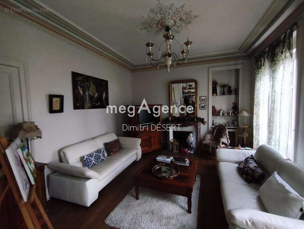 Maison à SAINT-GEORGES-DES-GROSEILLERS