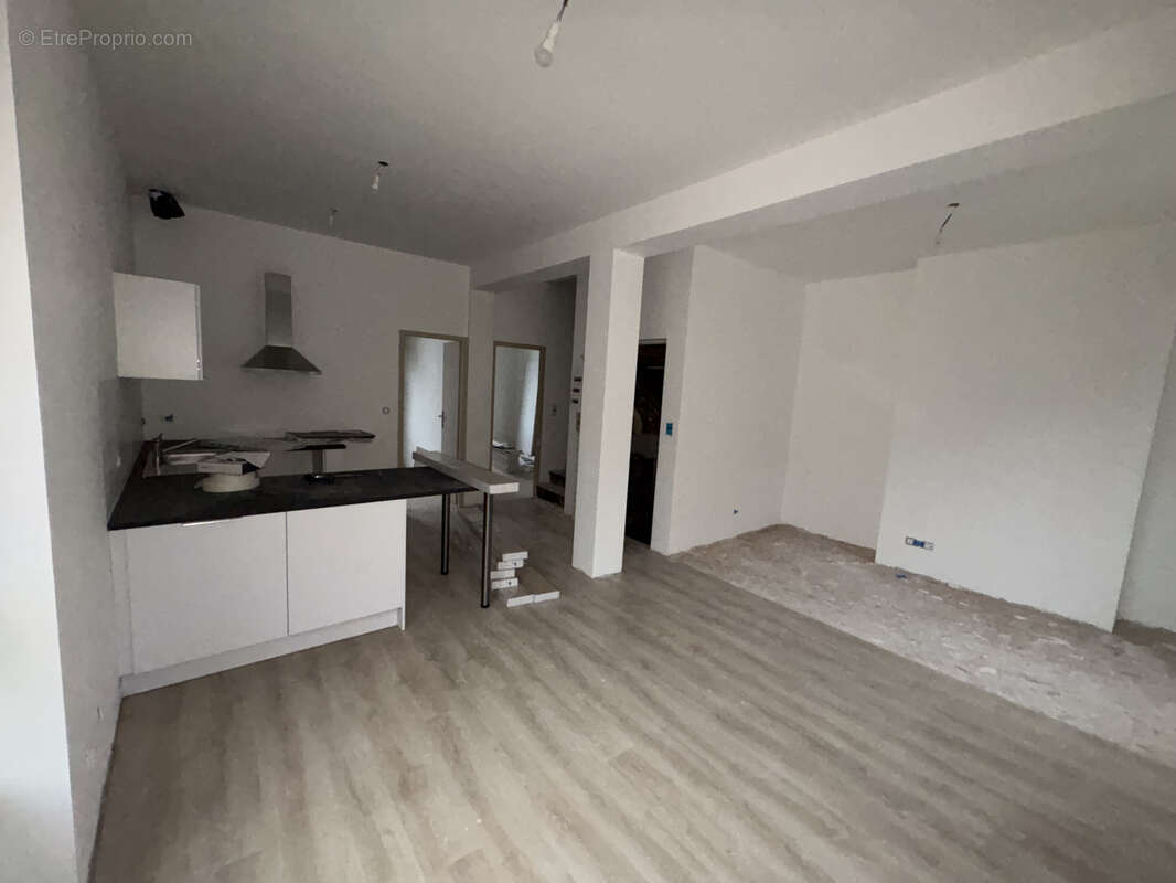 Appartement à PUY-L&#039;EVEQUE