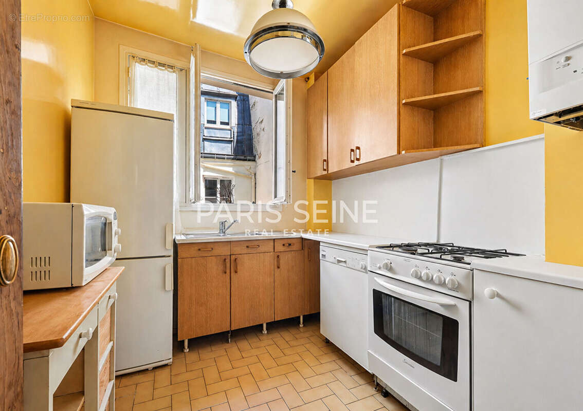 Appartement à PARIS-6E