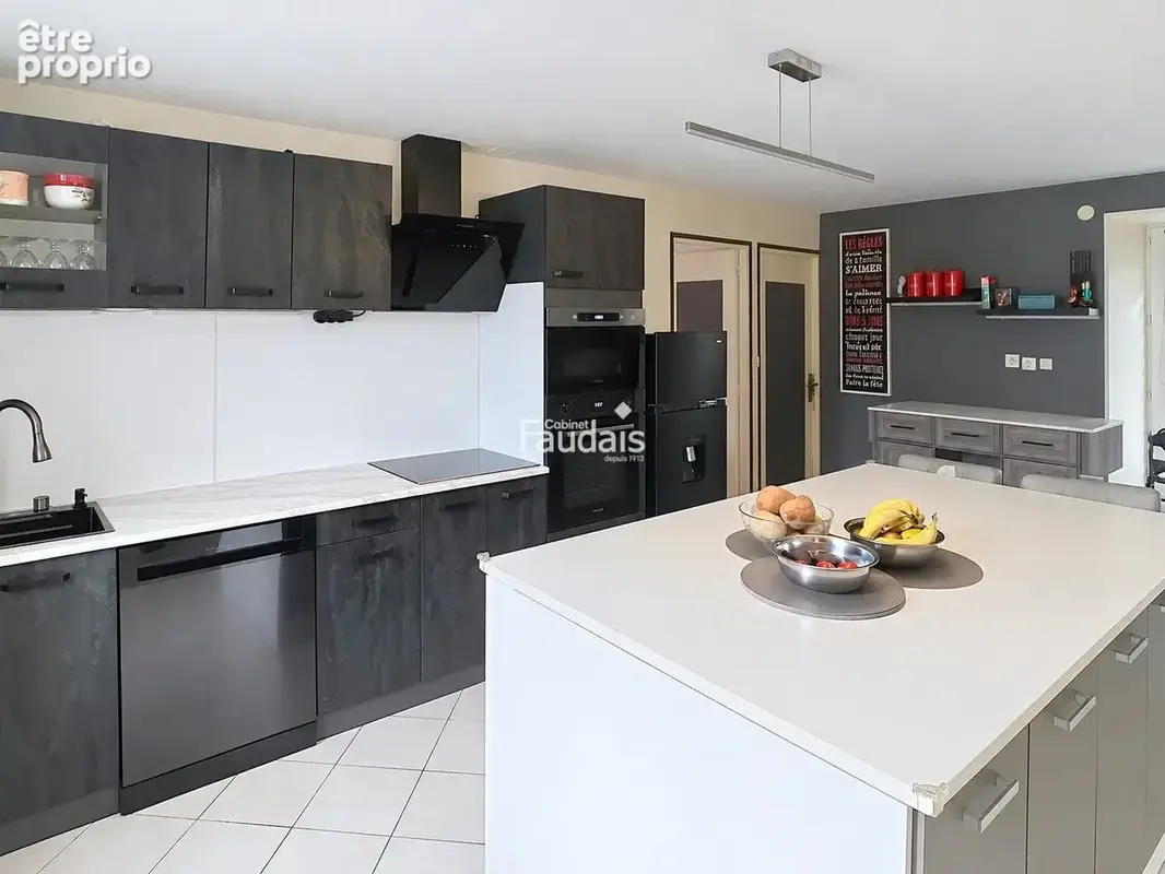 Maison 7 pièces 146 m² à vendre à Le Dezert (50620) - photo 3