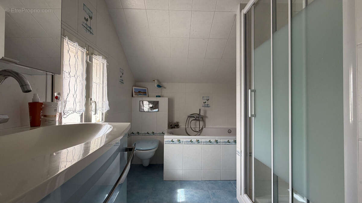 Maison à LIVRY-GARGAN