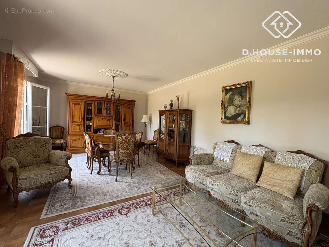 Maison 145 m² à Saint-Martial-De-Valette  - photo 7