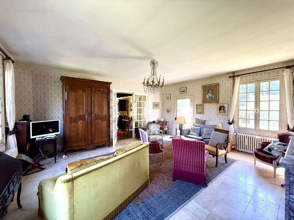 Maison à DONNEMARIE-DONTILLY