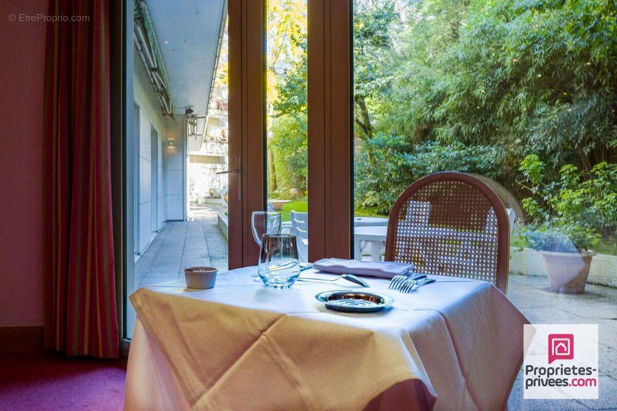 Appartement à PARIS-12E