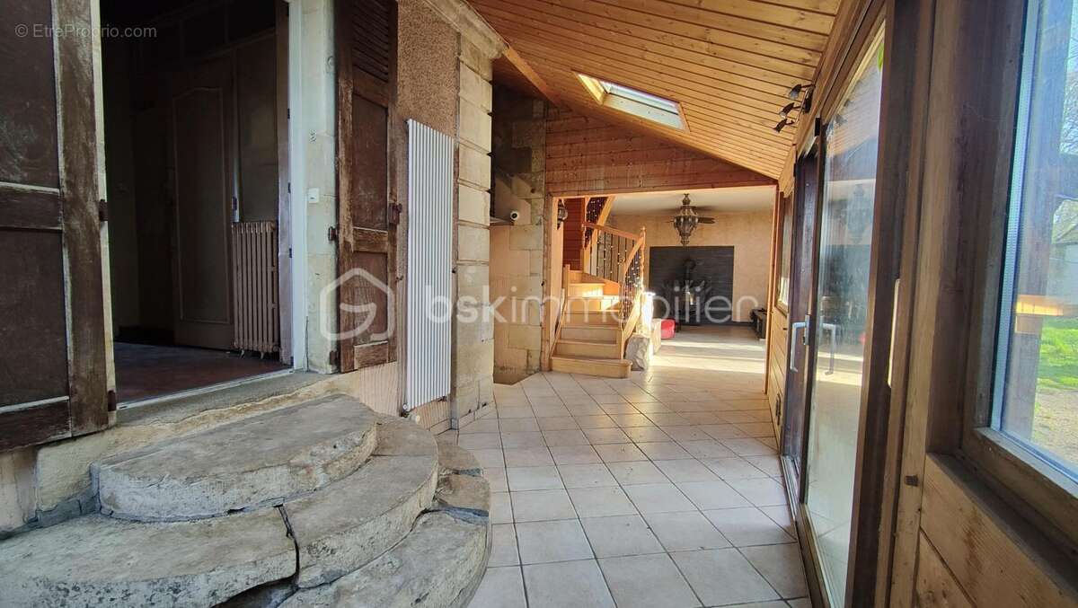 Maison à TRONSANGES