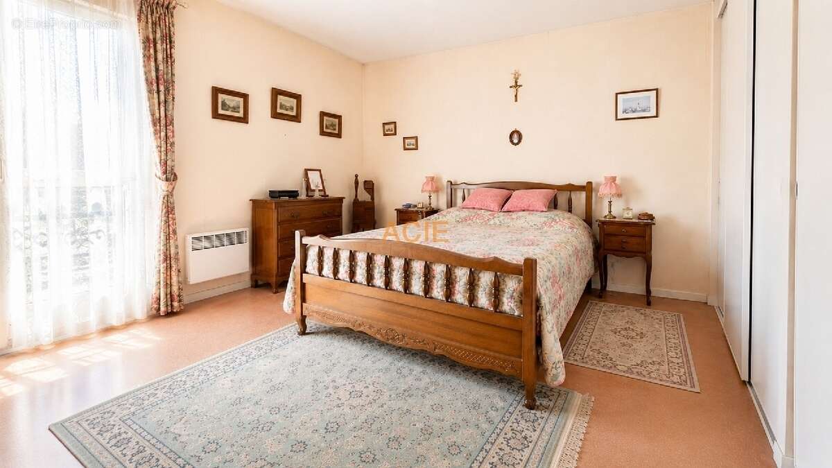 Appartement à LOUVRES