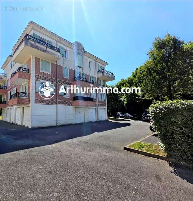 Appartement à SAVIGNY-LE-TEMPLE