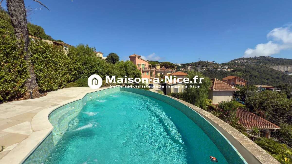 Maison à LA TURBIE