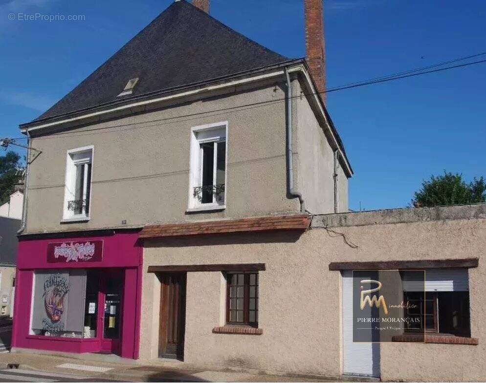 Appartement à BESSE-SUR-BRAYE