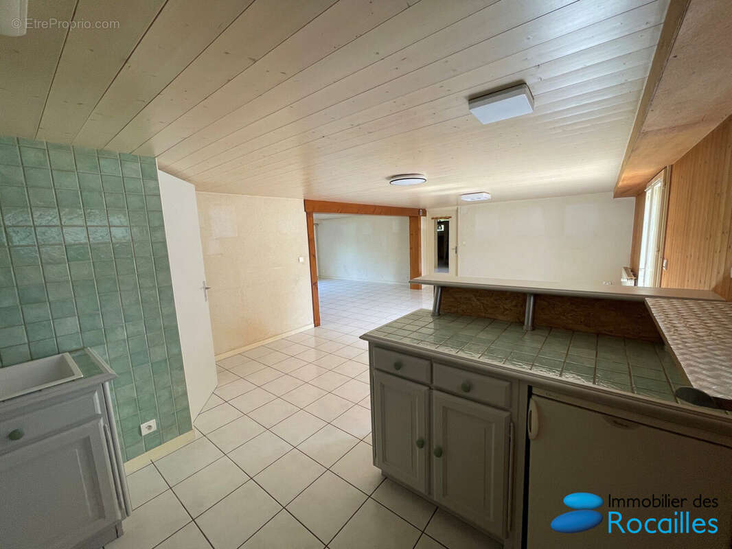 Appartement à AMANCY