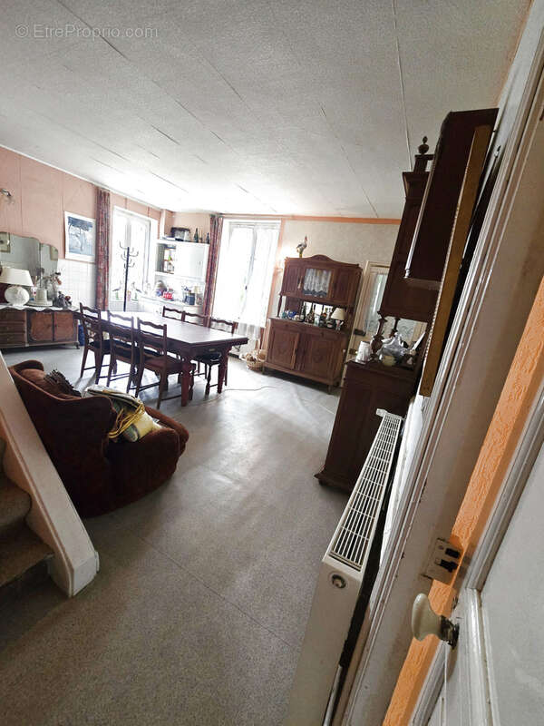 Maison à CONSENVOYE