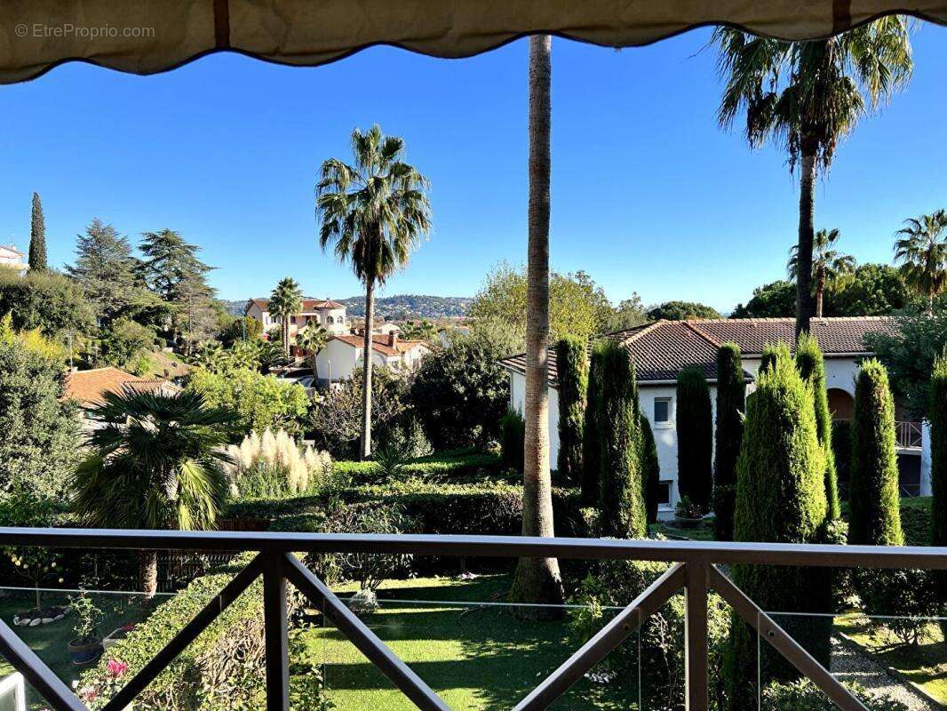 Appartement à MANDELIEU-LA-NAPOULE