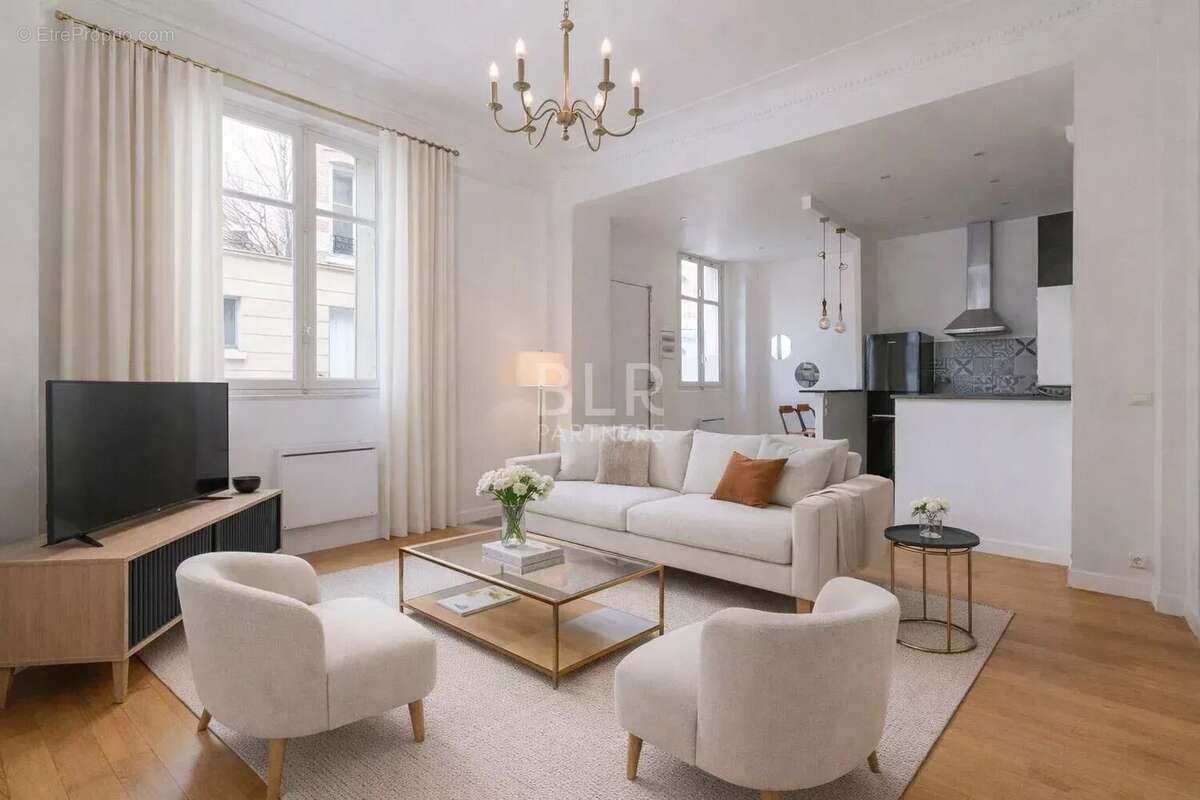 Appartement à NEUILLY-SUR-SEINE