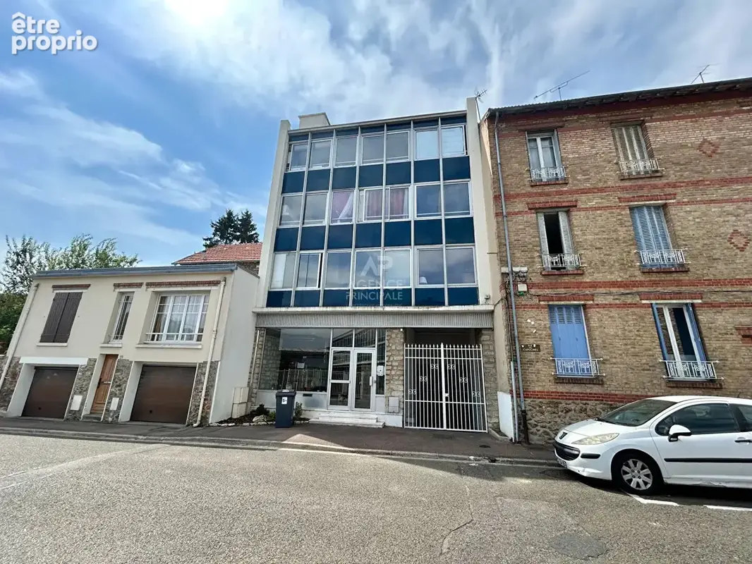 Appartement  poissy 2 pieces vendu loue - photo 1