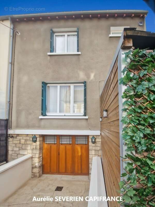Maison à PERSAN