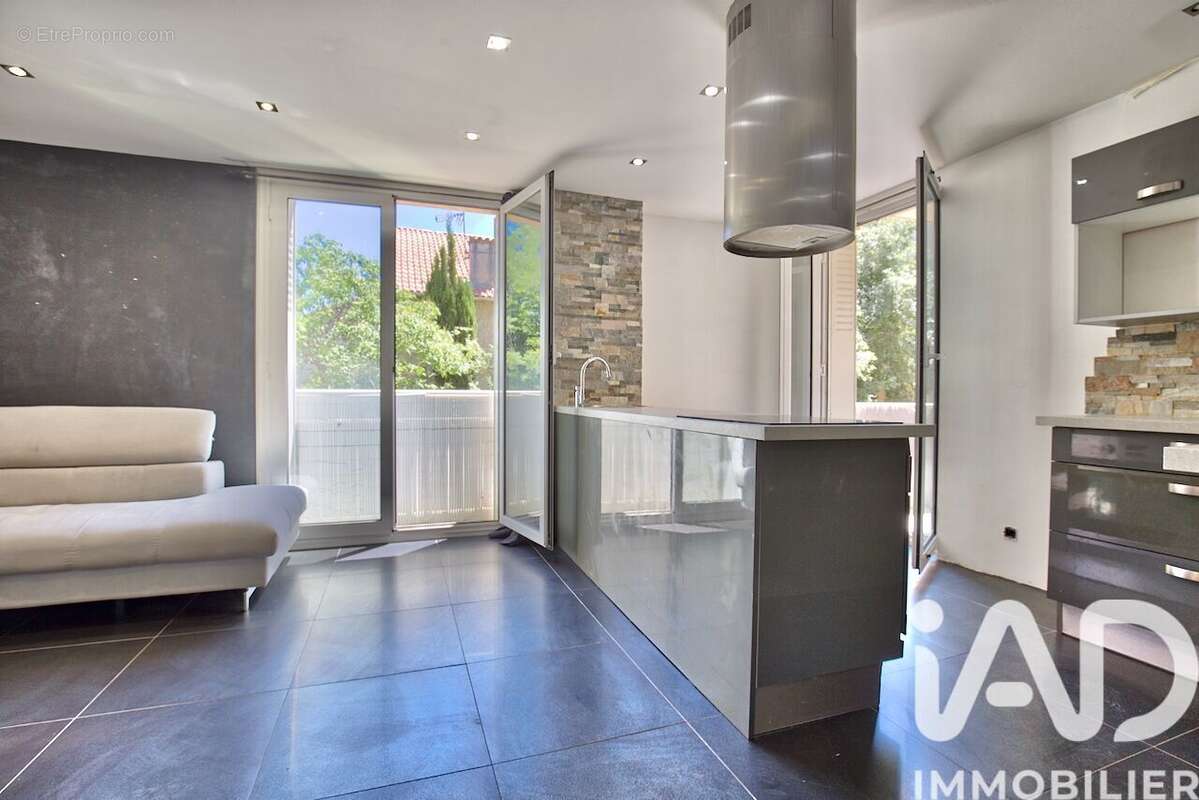 Photo 6 - Appartement à MARSEILLE-10E