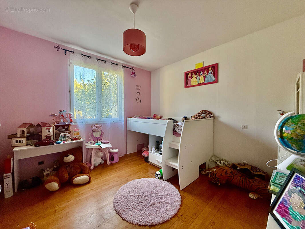 Maison à BAGNOLS-SUR-CEZE