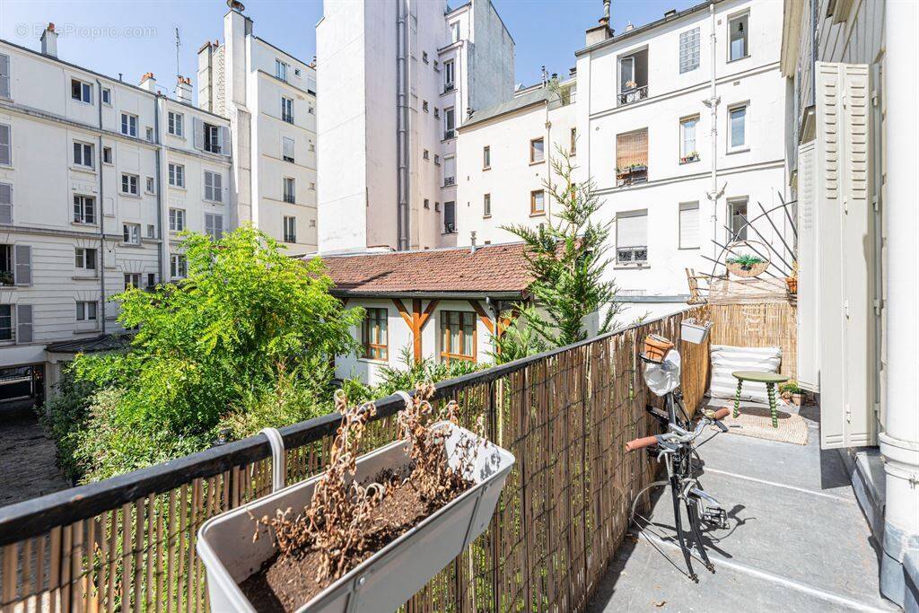 Appartement à PARIS-9E