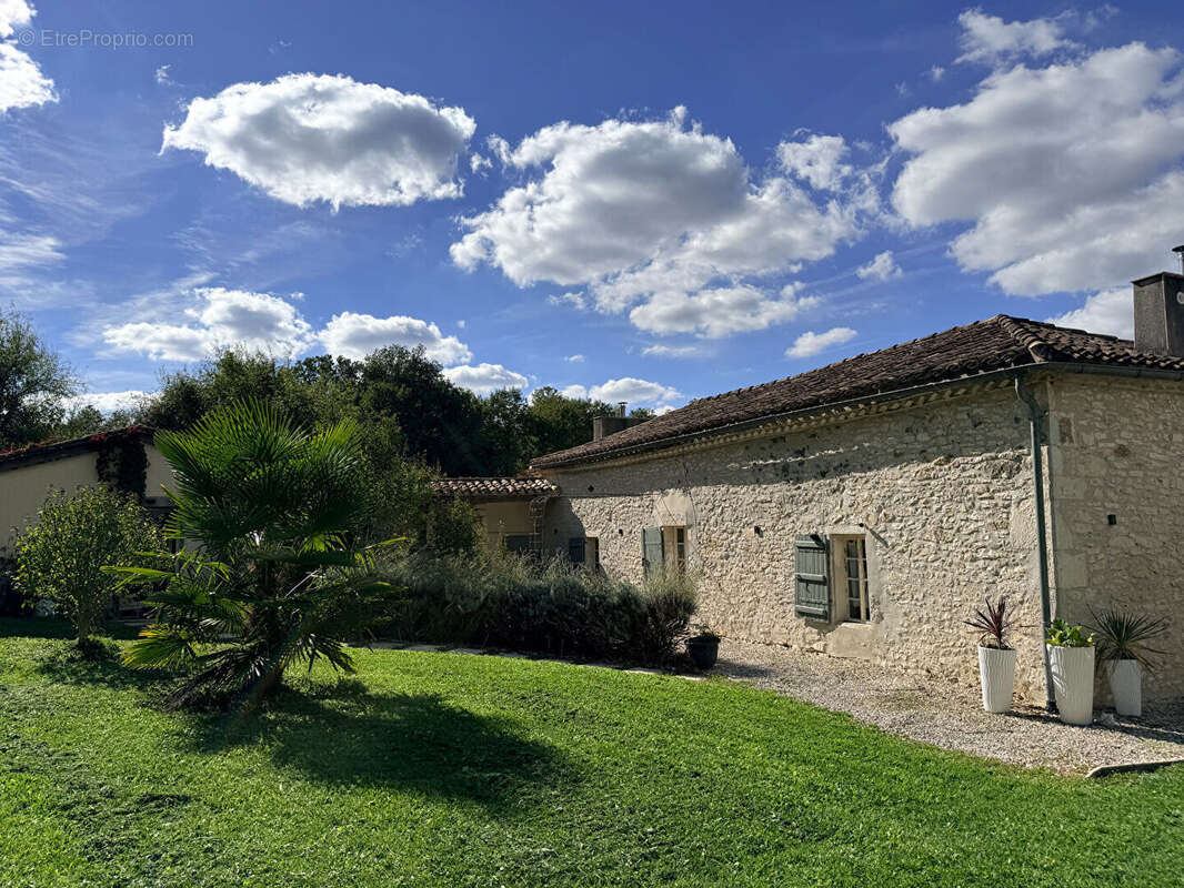 Maison à CASTILLONNES