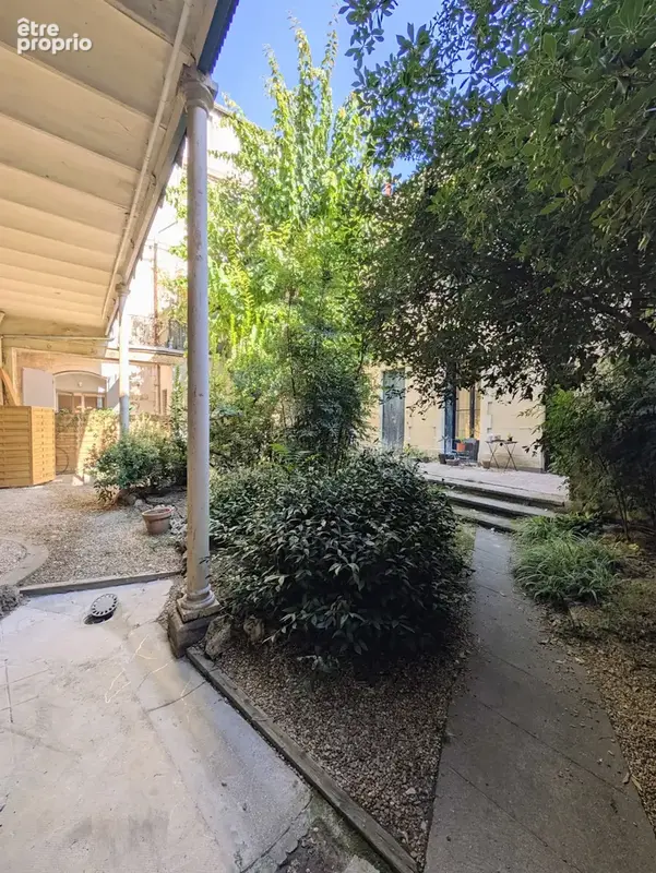 Bel appartement 5 pièces de 115 m2 + combles centre ville de Montpellier avec ascenseur et place de stationnem - photo 15