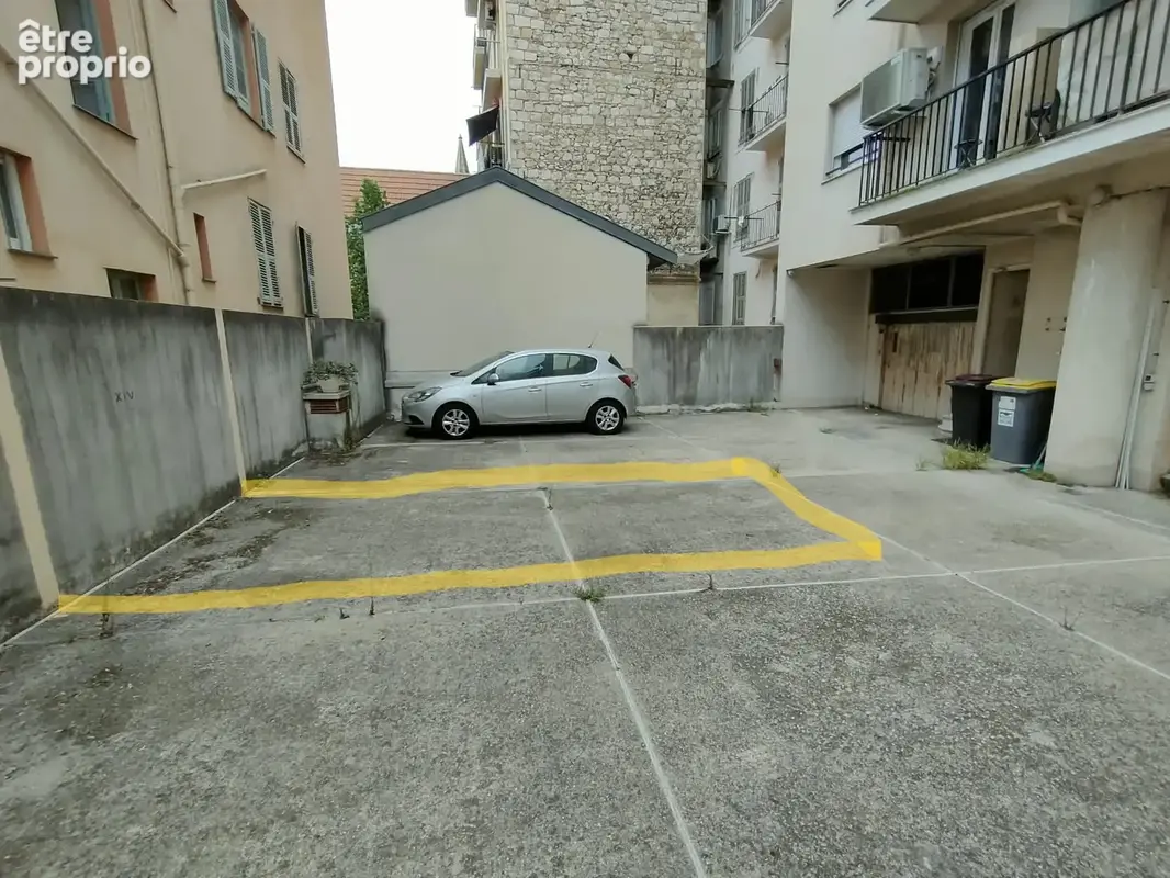 Parking à NICE