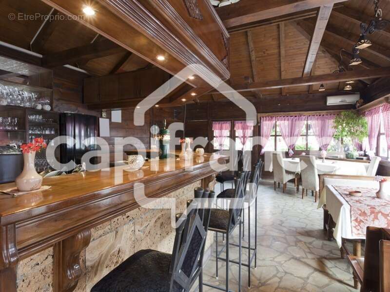 Local/bureau à vendre LES CONTAMINES MONTJOIE (74) - photo 3