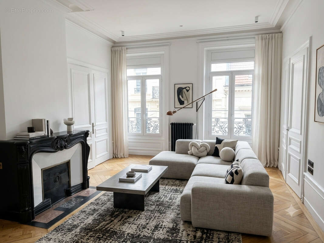 Appartement à SAINT-ETIENNE