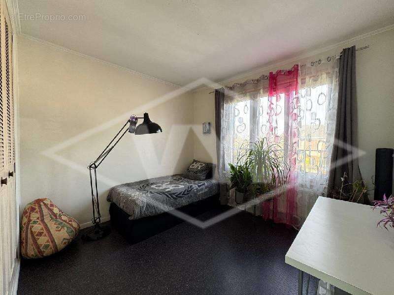 Maison à COMBS-LA-VILLE