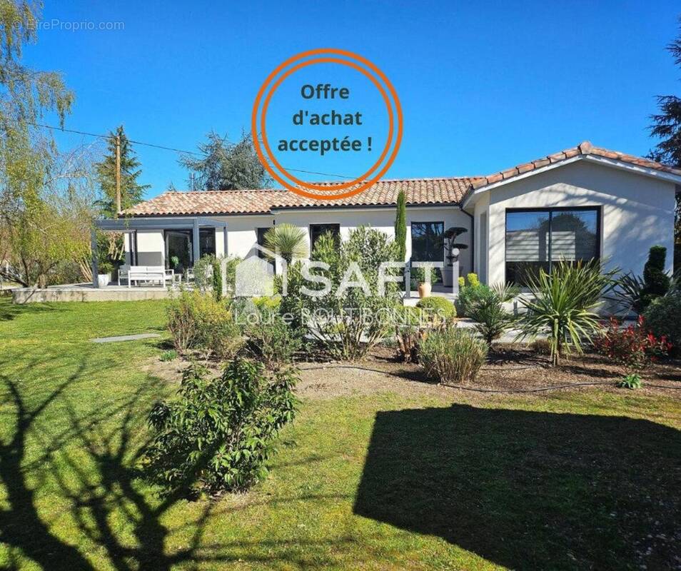 Photo 1 - Maison à SAINT-SULPICE