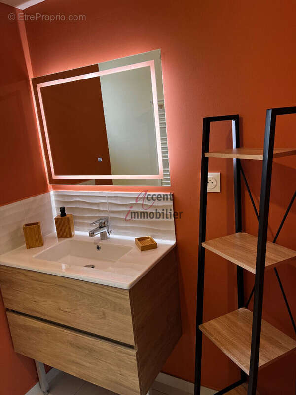 EXCLUSIVITE : Maison plain pied avec jardin T2 Bis (mezzanine) et places de parking - photo 6